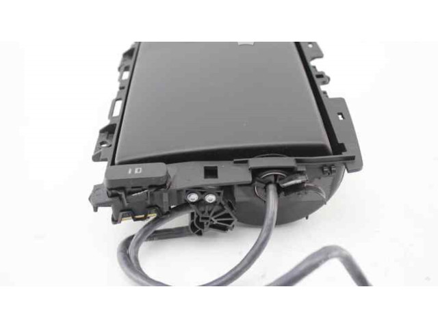 Дисплей    15609136800   Alfa Romeo Giulietta