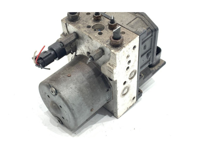 Блок АБС    Toyota  Corolla Verso E121  2001 - 2004 года