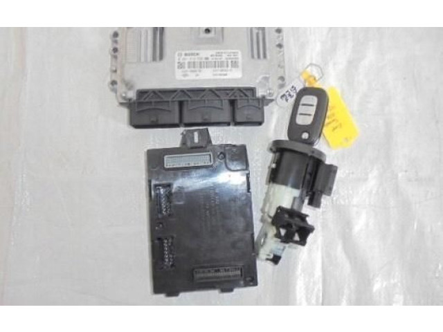 Блок управления двигателем Блок управления 237105821R Renault Twingo III