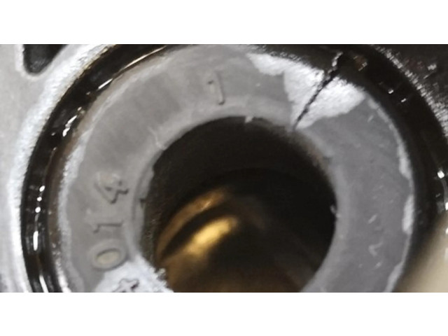 Радиатор (ы) держатель / кронштейн