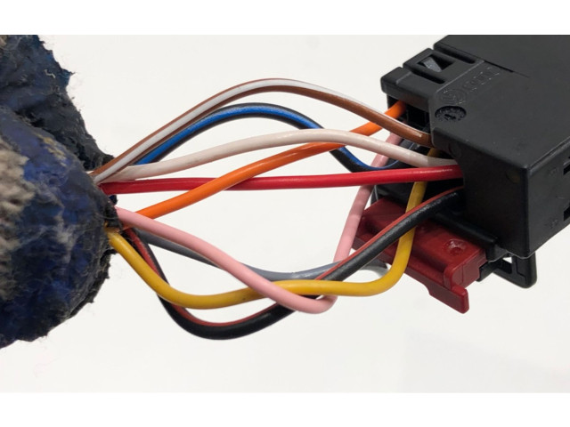 Зеркало электрическое Skoda Octavia Mk3 (5E) 2013 - 2019 года