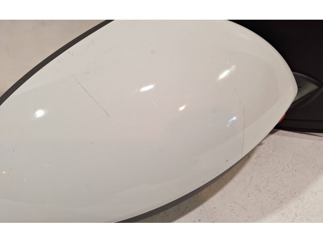 Зеркало электрическое Dacia Sandero III 2020 - года