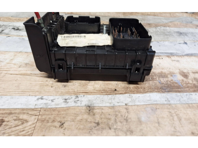 Блок предохранителей  1K0937804B, 1T1937535D   Volkswagen Touran I    