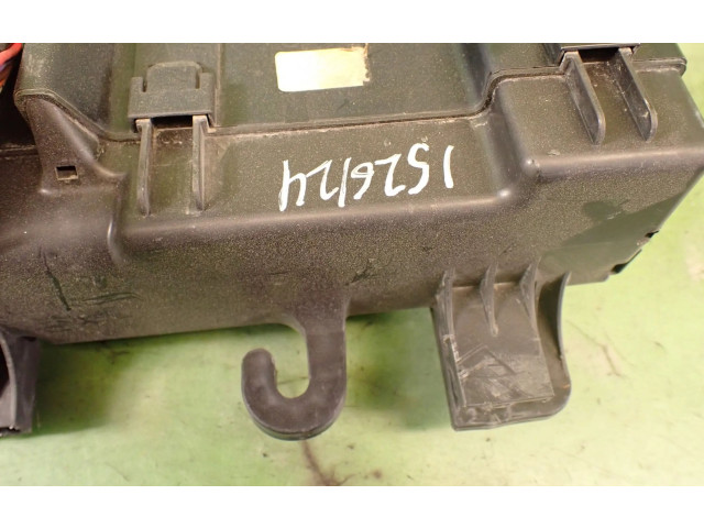 Блок предохранителей     Peugeot 107    