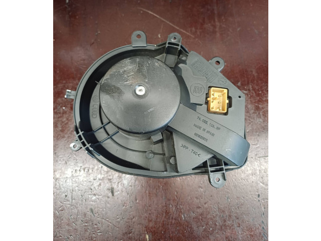 Вентилятор печки 740221233F Skoda Superb B5 (3U)