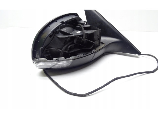 Зеркало электрическое Skoda Yeti (5L) 2009 - 2017 года