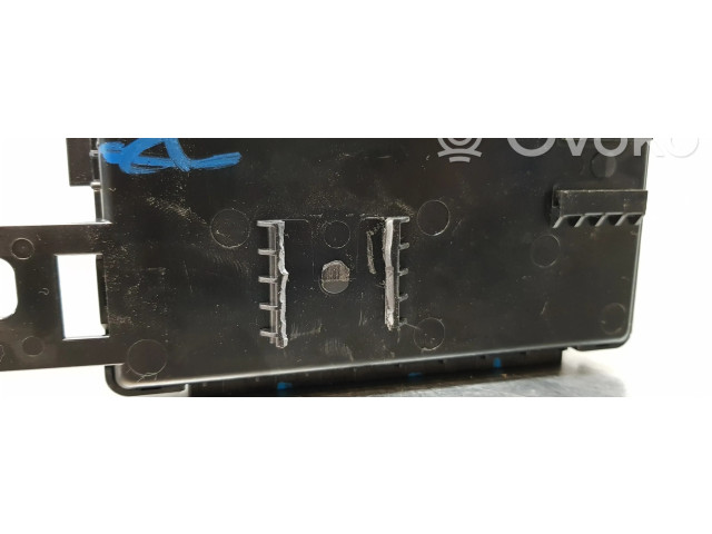 Блок комфорта 95400H8400 KIA Rio