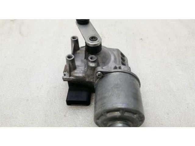 Двигатель стеклоочистителей