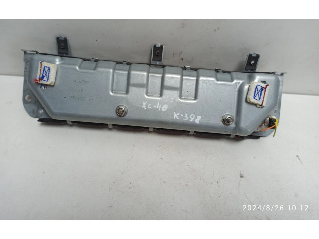 Подушка безопасности для колен P31455402 Volvo XC40