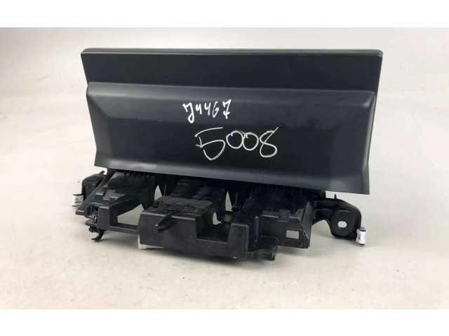 Экран/ дисплей / маленький экран 9839367980    Peugeot 5008 II