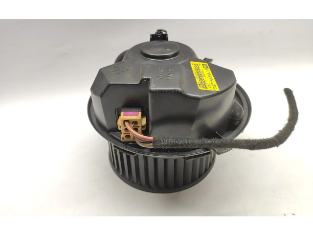 Вентилятор печки    1K1820015, F983228M   Audi A3 S3 8P