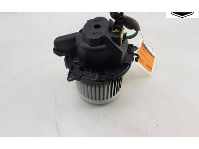Вентилятор печки    272100975R, 272100975R   Dacia Sandero