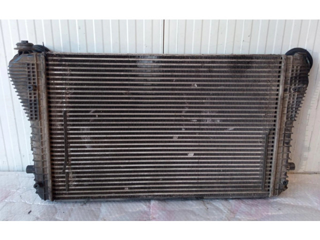 Интеркулер 1K0145803E Volkswagen Golf Plus