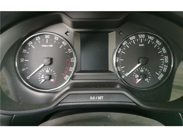 Панель приборов    Skoda Octavia Mk3 (5E)       
