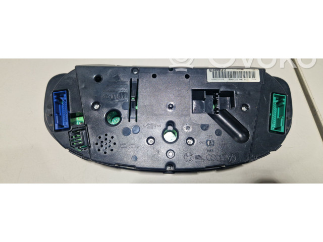 Přístrojová deska Volkswagen PASSAT B5.5 2002 3B0920807A