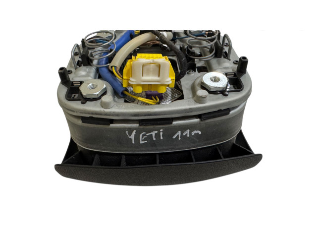 Подушка безопасности водителя 1Z0880201AK, 62218051A   Skoda Yeti (5L)