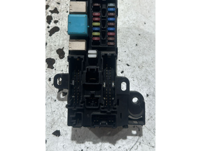 Блок предохранителей 89221-B2030, 89221-B2030   Daihatsu Cuore    