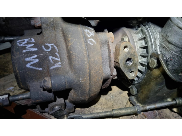Turbodmychadlo Турбина BMW 5 E28 2.4