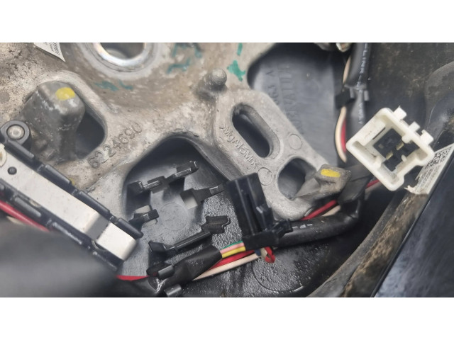 Руль Renault Captur 2013-2020 года 484000110R, 632987400B