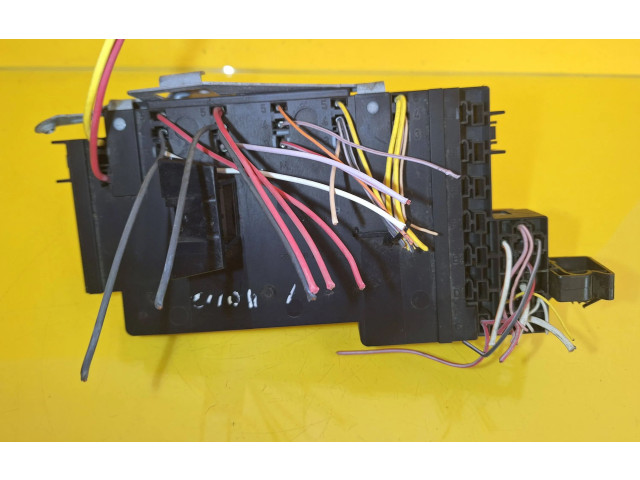 Блок предохранителей 7700415565 Renault Clio II