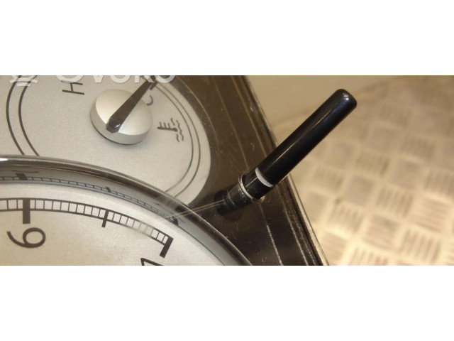 Панель приборов 04836990AA, P04602492AL   Chrysler 300 - 300C       