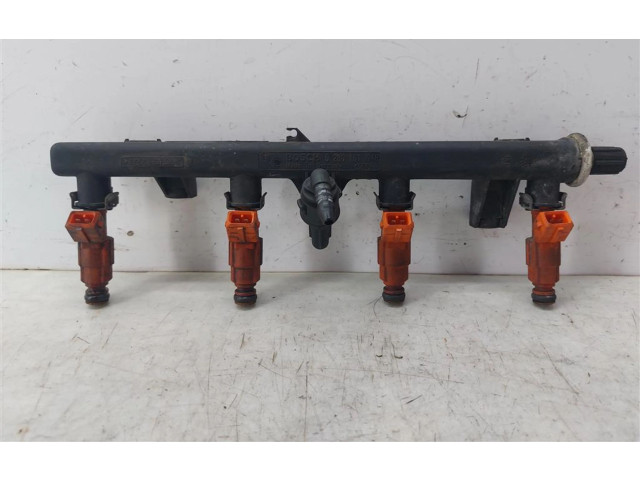 Vstřikovací lišta Alfa Romeo 156