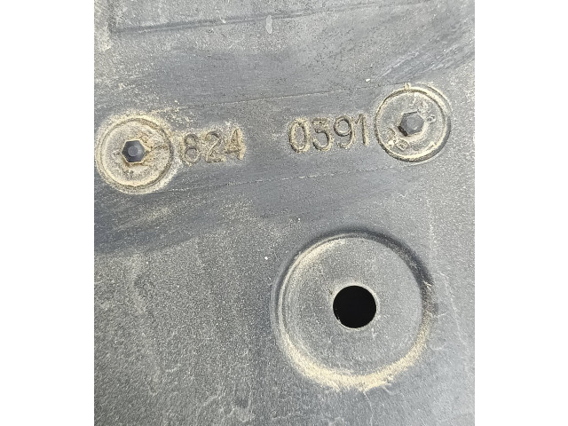 Вентилятор радиатора 8240391 Opel Meriva A