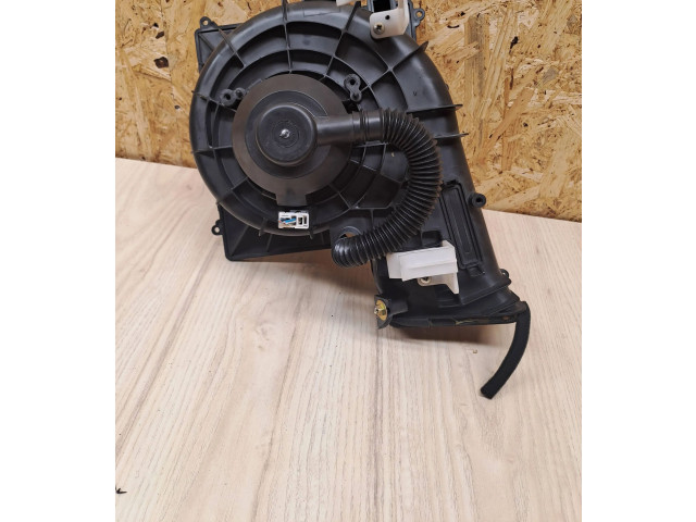 Вентилятор печки ED03030352 Nissan Almera Tino