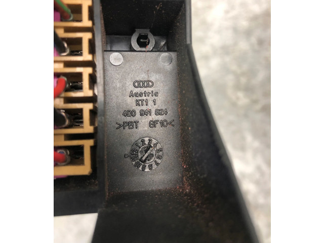   Pojistková skříňka 4D0941824   Audi A8 S8 D2 4D 1999