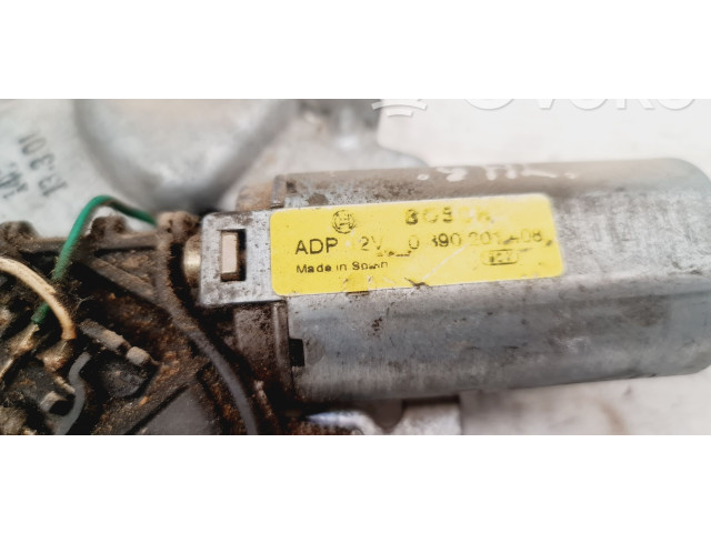 Моторчик заднего дворника 3397020407, 0390201408    Peugeot Partner