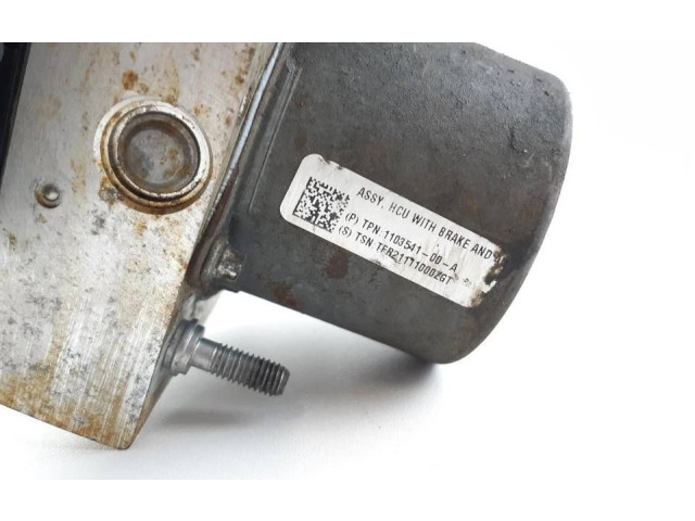 Блок АБС 1044745-00-B, 104474500B Tesla Model 3 2017 - года