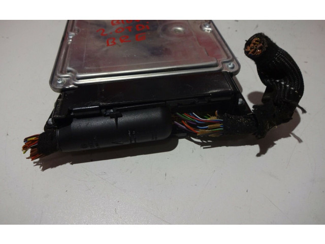 Řídící jednotka 03G906016GC Audi A6 S6 C6 4F 2005