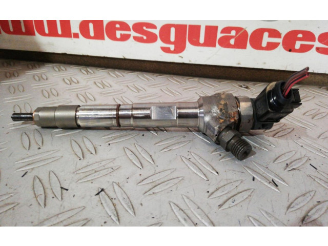 Форсунка SLV04L130277AC Audi A3 S3 A3 Sportback 8P