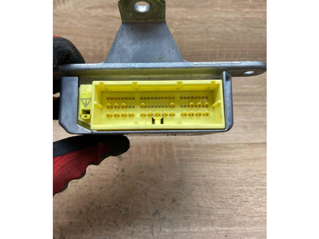 Блок управления надувных подушек 98221SC030, 1503000940   Subaru Forester SH