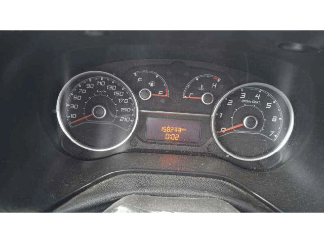 Přístrojová deska Fiat Doblo 2016 0520326830, 503015161904