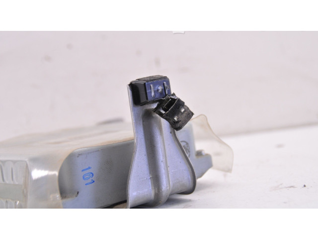 Блок управления коробкой передач 8953547010   Toyota Prius (XW20)