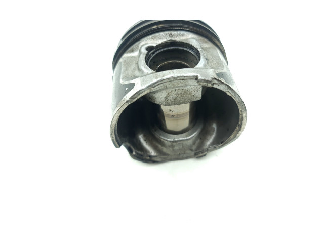 Поршень 204DT Land Rover Discovery Sport