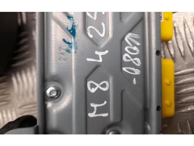 Подушка безопасности водителя J756900020, 88810J7100ED KIA Ceed