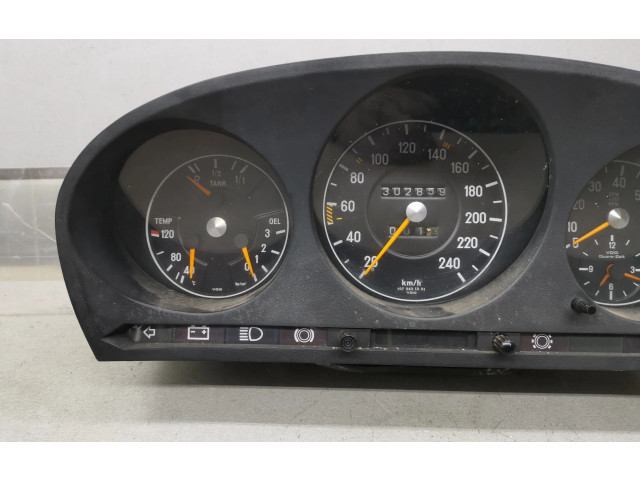 Přístrojová deska Mercedes-Benz S W116 1977 87001021