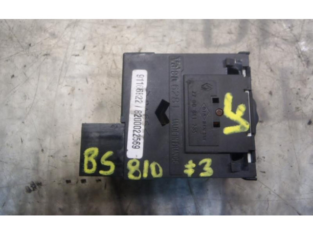 Блок управления    Renault Clio III
