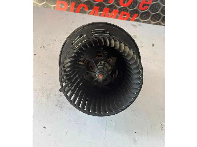 Вентилятор печки    T1013621M, N47D20C   BMW X3 F25