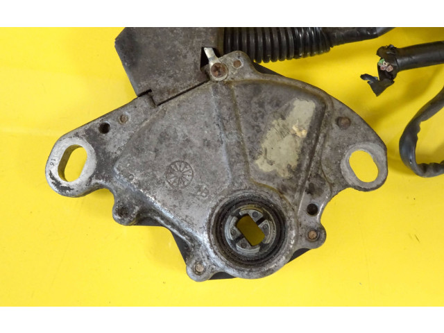 Блок управления коробкой передач 3523108   Volvo S80