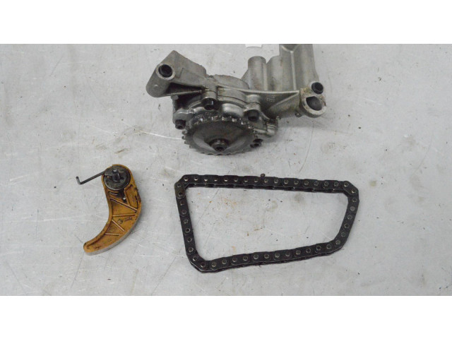 Масляный насос Volkswagen Caddy