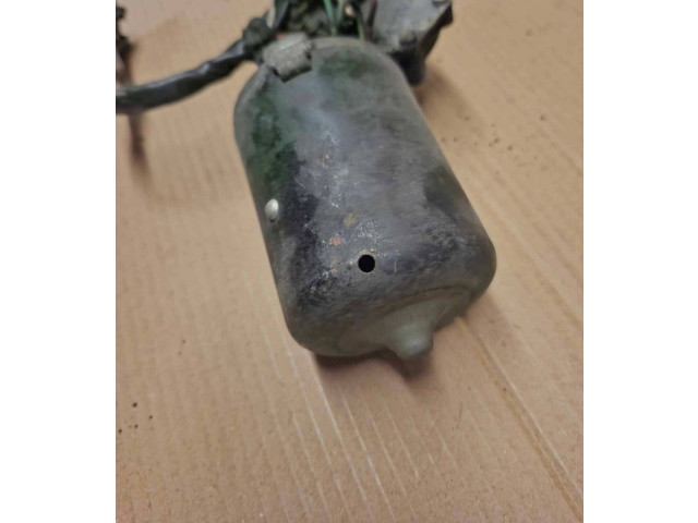 Двигатель стеклоочистителей       Mercedes-Benz W123  1976 - 1985 года   