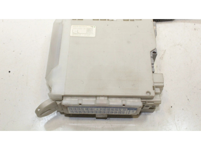 Блок предохранителей 8267050120A, 8267050120   Lexus LS 460 - 600H    