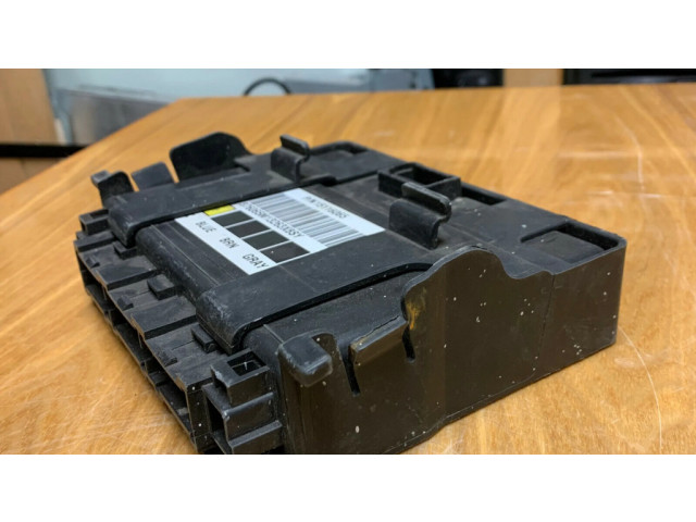 Блок управления 15116065 GMC Sierra 1000