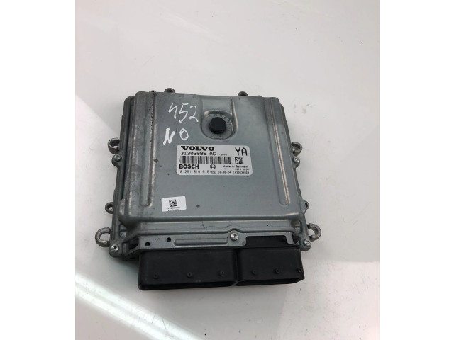Блок управления двигателем Блок управления 31303095AC, 0281016616   Volvo V70