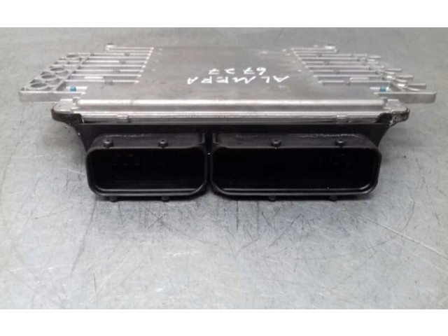 Блок управления двигателем Блок управления MEC32230 Nissan Almera N16