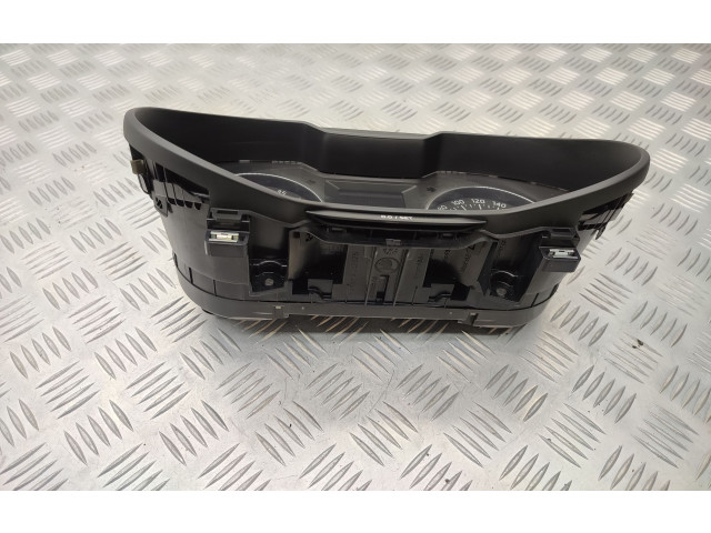 Панель приборов 5E0920731   Skoda Octavia Mk3 (5E)       