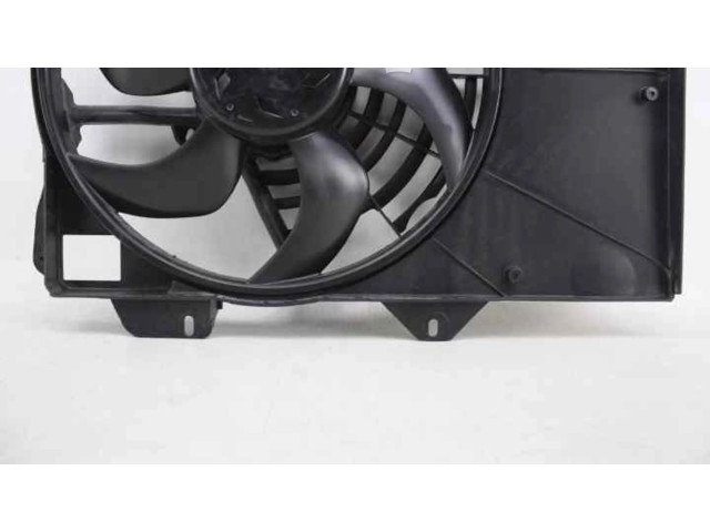 Вентилятор радиатора 9801666680, 9682895680 Peugeot 2008 I